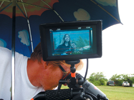 Using the EVF and monitor simultaneously enables the crew to see what the operator is shooting.