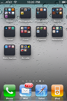 Keeping apps in their place through Folders.