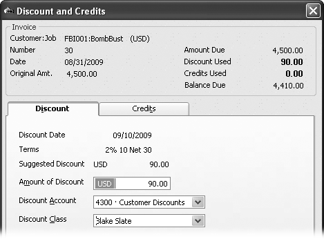 In the “Amount of Discount” box, QuickBooks automatically fills in the suggested discount. You can type a different discount—if the customer paid only part of the invoice early, for instance. The Invoice section at the top of the dialog box shows the amount due on the invoice and the balance due after applying the early payment discount you chose. If the customer has already paid the invoice in full, the early payment discount becomes a credit for the next invoice.