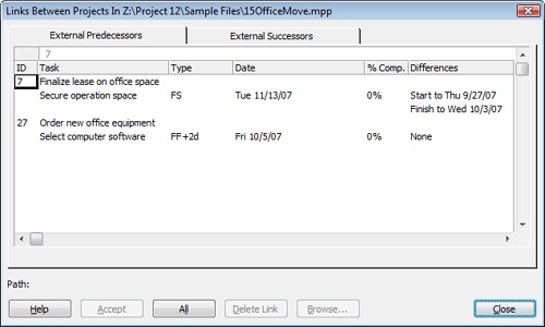 The Links Between Projects dialog box appears when you open a project whose external links have changed, and the change is noted in the Differences field.