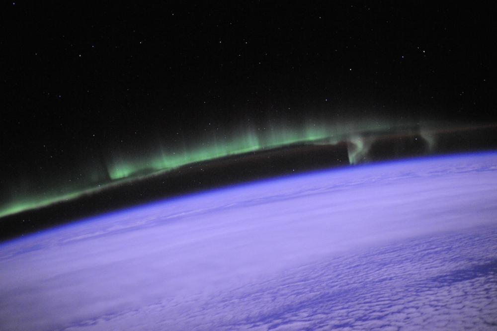 Earth aurora viewed from the ISS, image courtesy NASA