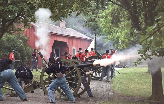 An experienced re-enactment photographer, Stewart Hecht favors a shutter speed of 1/500 second to reveal the powerful discharge of Civil War artillery. Exposure at 1/500 second, f/4.