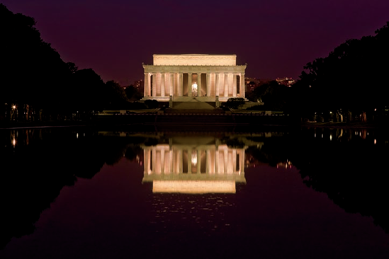 Looking west across the Lincoln Reflecting Pool in the morning (see A on the map). Taken at ISO 250, f/11, 6 seconds with a 120mm lens mounted on a tripod.