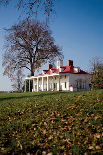 Another view of the Mount Vernon mansion's east facing side (see A on the map). Taken at ISO 100, f/4, 1/160 second with a 65mm lens.