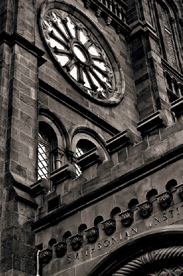 Detail of the Smithsonian Institution Building's north side (see B on the map). Taken at ISO 400, f/7.1, 1/80 second with a 65mm lens.