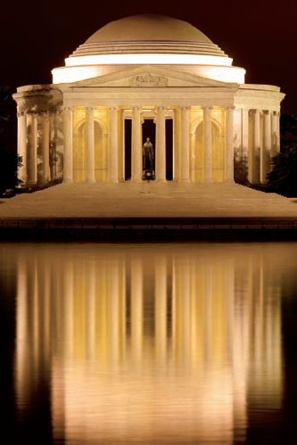 Viewing the Thomas Jefferson Memorial from its northeast side (see A on the map) early in the morning. Taken at ISO 100, f/11, 30 seconds with a 150mm lens and a tripod.