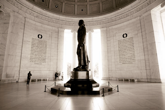 Another view of the Jefferson Memorial during the morning (see E on the map). Taken at ISO 400, f/5, 1/80 second with a 20mm lens.