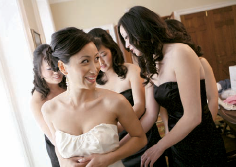 BRIDE'S DRESSING ROOM