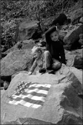 Changing the perspective in Vanishing Point makes the flag look like it's painted onto the rock.