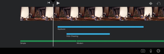 The light-blue lines represent foreground audio clips, while the green line represents background audio. Notice that the green line starts at the beginning of the project, while the foreground clips can be positioned at will.