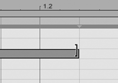 When you place the cursor next to a MIDI note in the Editor section of a MIDI clip, it changes into a bracket, enabling you to reduce or extend the note length.