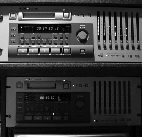 A digital multitrack has some benefits over analog, but still does not provide the flexibility of a DAW.