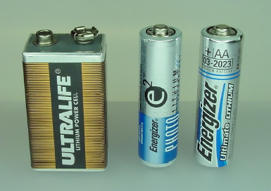 Non-rechargeable lithium 9 V batteries