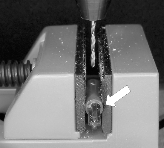 Wolfcraft Quick-Jaw vise with a small V groove on the right side