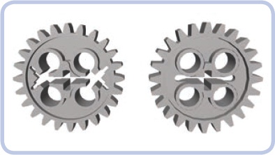 The two most common variants of the 24-tooth gear: the older, weaker one on the left and the newer, stronger one on the right
