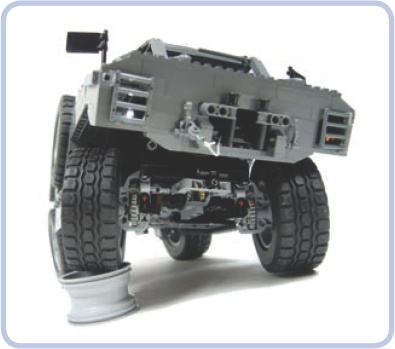 My model of the RG-35 4×4 MRAP vehicle made use of LEGO hubs to achieve an impressive ground clearance exceeding 6 studs.