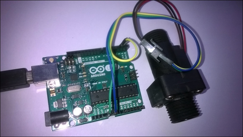 Wiring the water flow sensor with Arduino