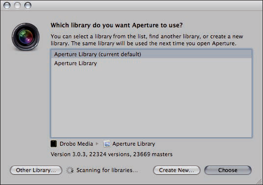 The Switch to Library dialog lets you pick an existing or new library to load into Aperture.