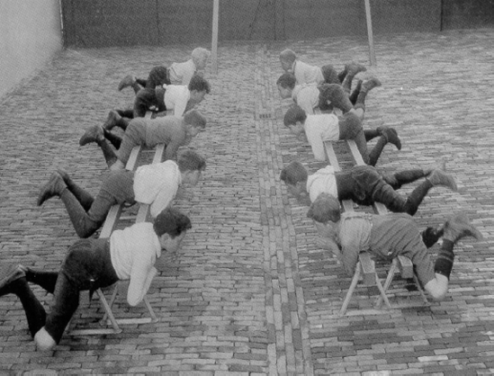 The swimming equivalent of a correspondence course in software engineering © The Municipal Archives of Amsterdam. Reproduced with permission