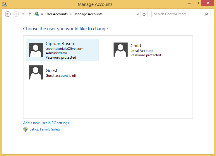 A screen shot of the Manage Accounts panel, listing the user accounts existing on your PC.