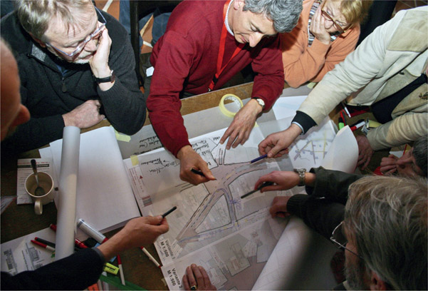 Figure 5.11.2: ‘Delta’ workshop considering design options for a key space in Lübeck