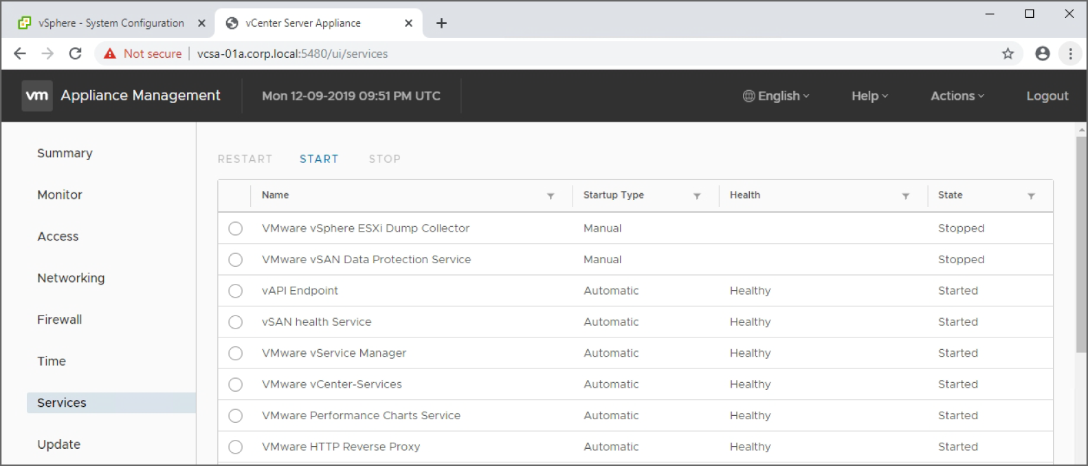Snapshot of the VCSA console shows the available services that can be started.