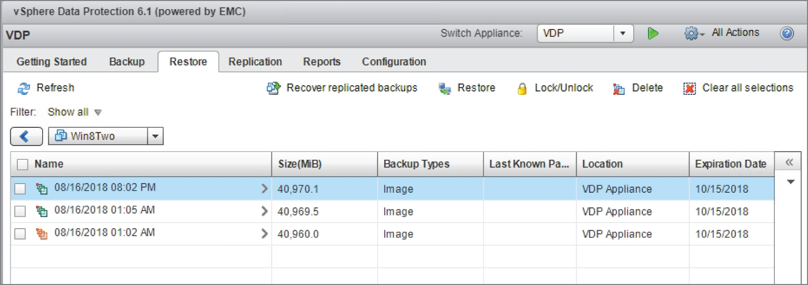 Snapshot of the backup jobs where the VM was not quiesced which have a red icon.