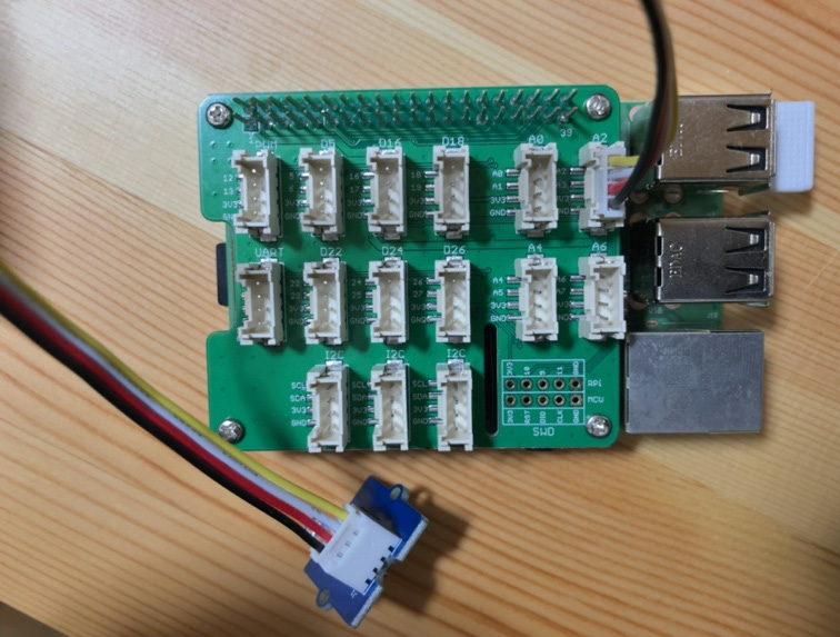 Figure 5.10 – Connecting the light sensor to your Base HAT
