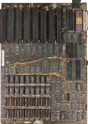 Photo depicts the IBM 5160 motherboard.