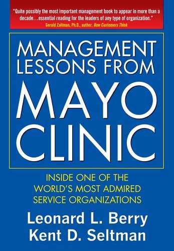 Cover image for Management Lessons from Mayo Clinic: Inside One of the World’s Most Admired Service Organizations