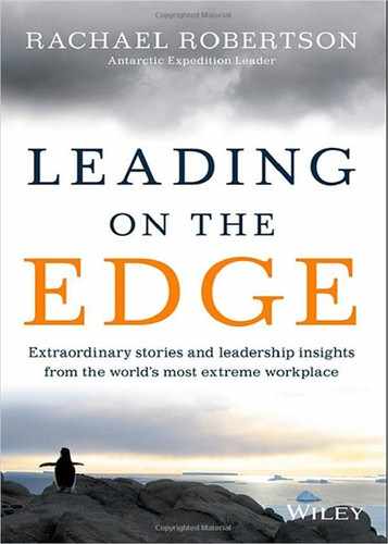 Cover image for Leading on the Edge: Extraordinary Stories and Leadership Insights from The World's Most Extreme Workplace